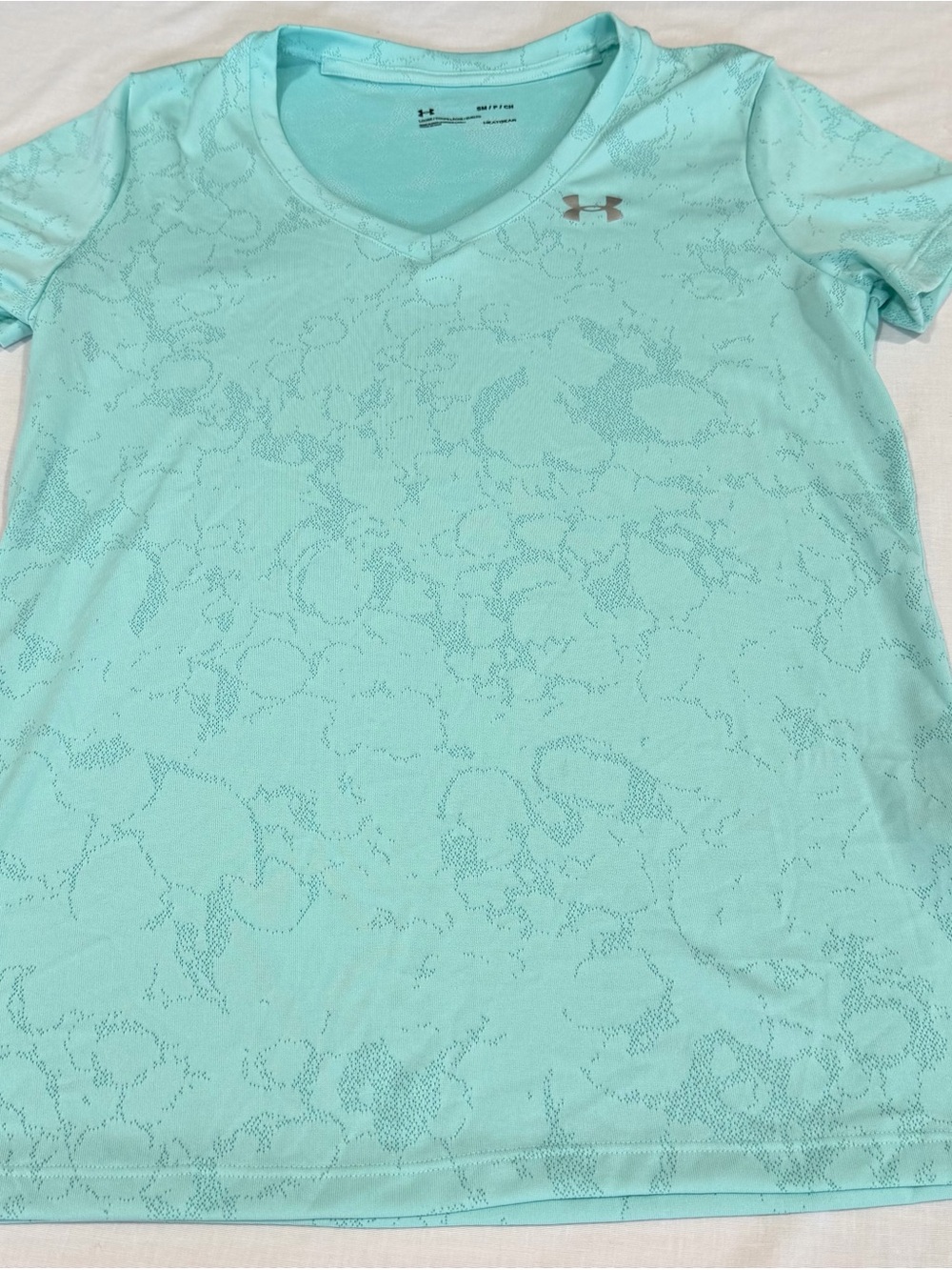 Under Armour VNeck Tee Women’s  Small Aqua Mint Green Performance Tee NEW